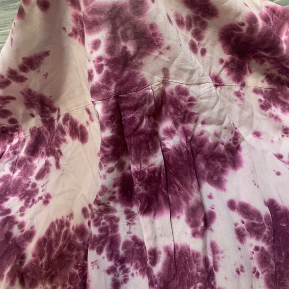 EST 1946 Tie dye long sleeve button down shirt. Size 18/20 - Picture 5 of 9